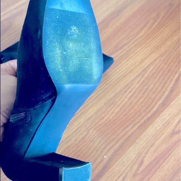 madden knee high suede material boots - Picture 4 of 4